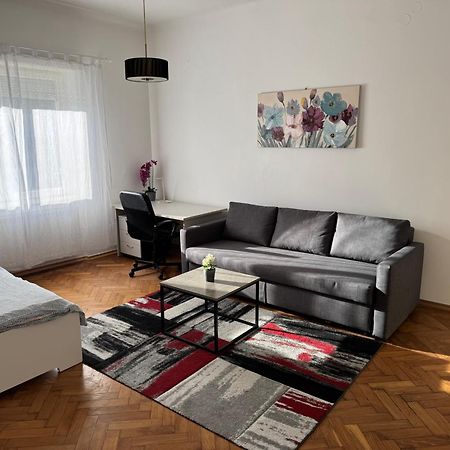 Studio Apartman Thalia 자그레브 외부 사진