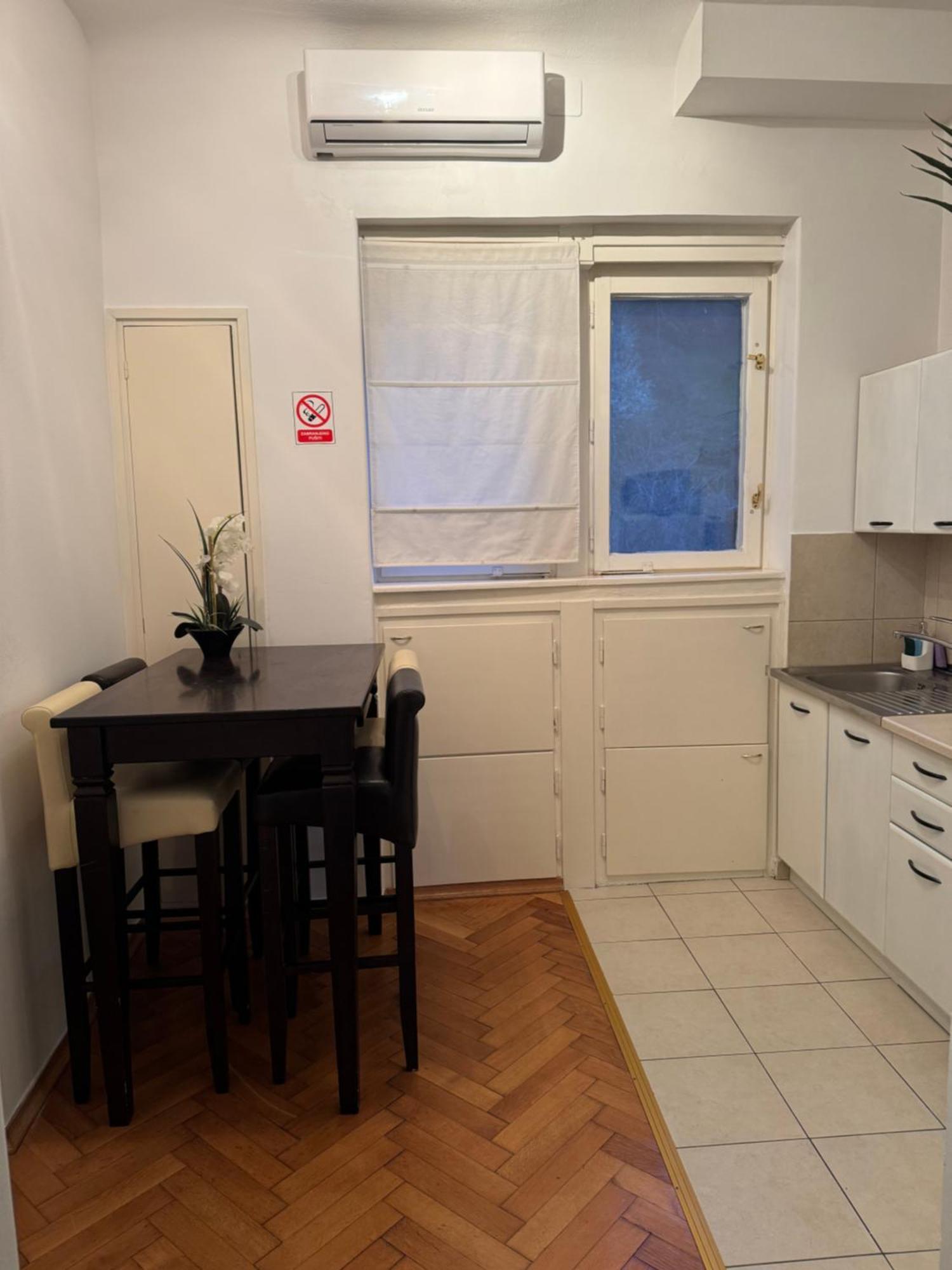Studio Apartman Thalia 자그레브 외부 사진