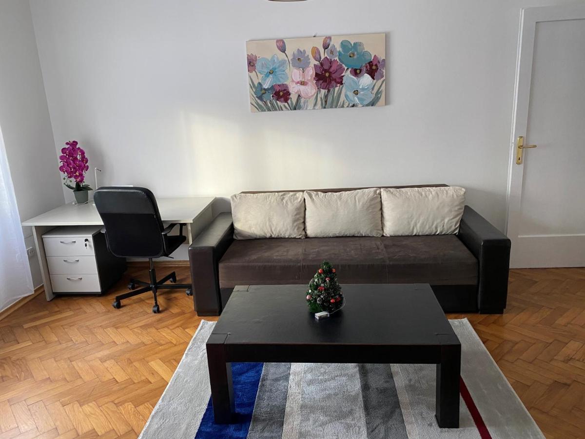 Studio Apartman Thalia 자그레브 외부 사진